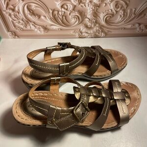 Clark’s women’s sandals 7.5